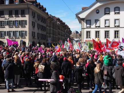  8. März 2018  Internationaler Frauenkampftag - Demo auf dem Waisenhausplatz in Bern