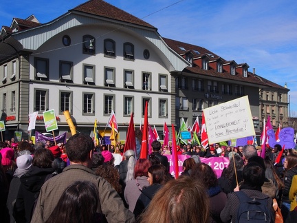  8. März 2018  Internationaler Frauenkampftag - Demo auf dem Waisenhausplatz in Bern