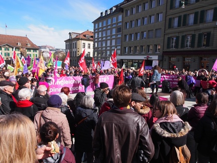  8. März 2018  Internationaler Frauenkampftag - Demo auf dem Waisenhausplatz in Bern