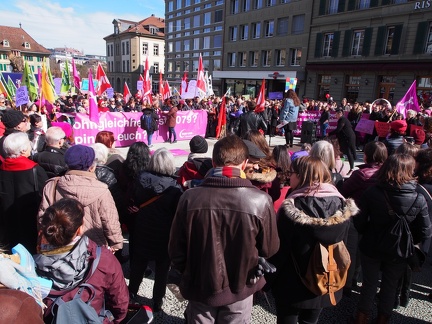  8. März 2018  Internationaler Frauenkampftag - Demo auf dem Waisenhausplatz in Bern