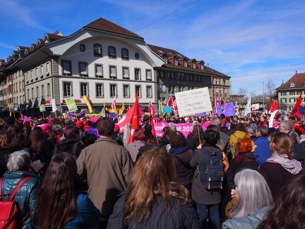  8. März 2018  Internationaler Frauenkampftag - Demo auf dem Waisenhausplatz in Bern
